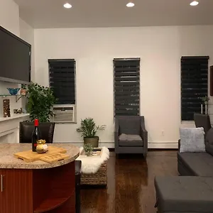 https://charming-two-bedroom-apartment-in-bushwick.us-newyorkcity.com